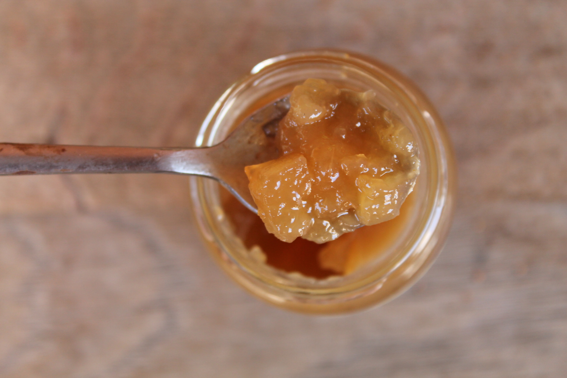 Les Fruitées de Mamie - confiture poire caramel beurre salé cuillère