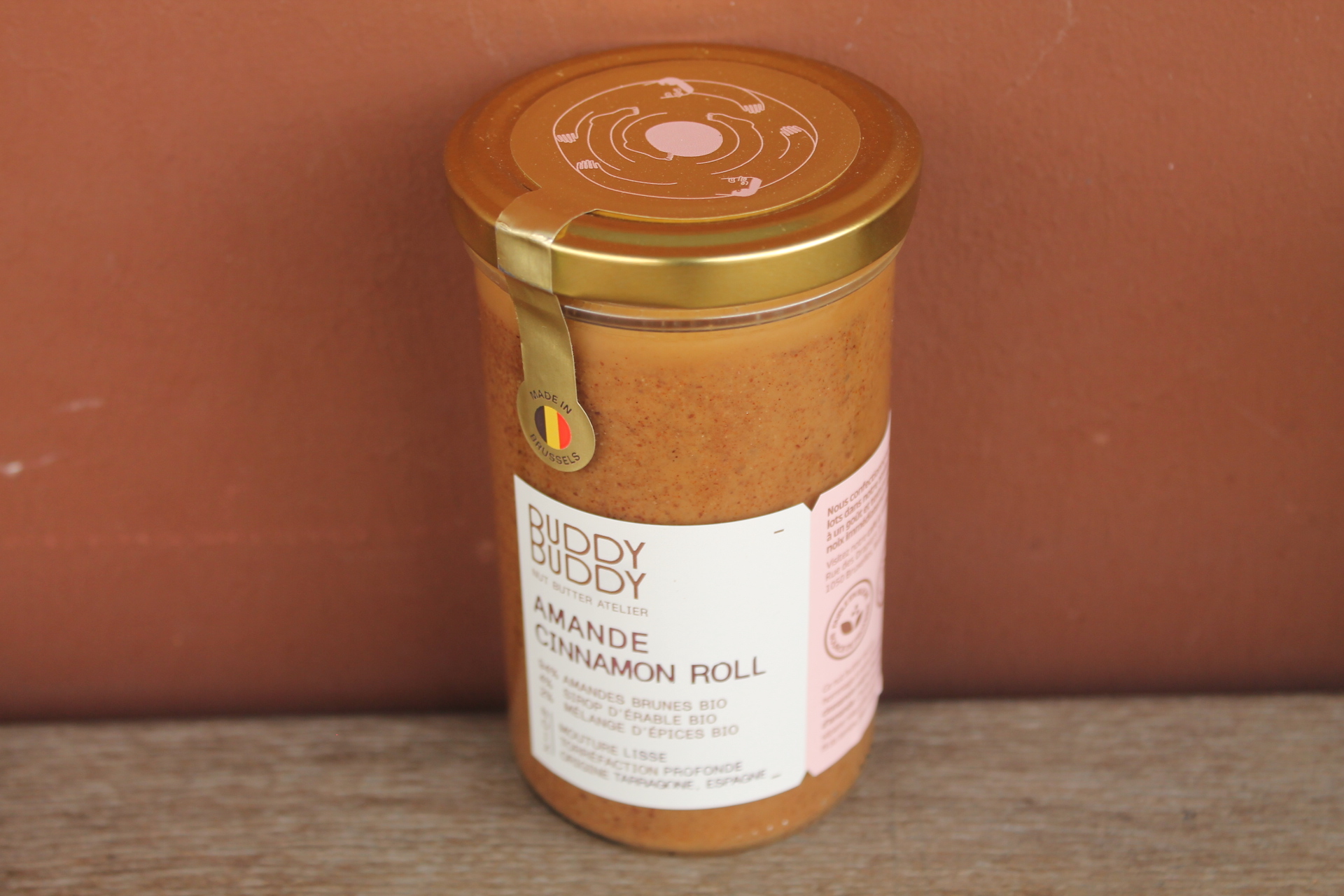 BUDDY BUDDY – Amandes Cinnamon Roll 