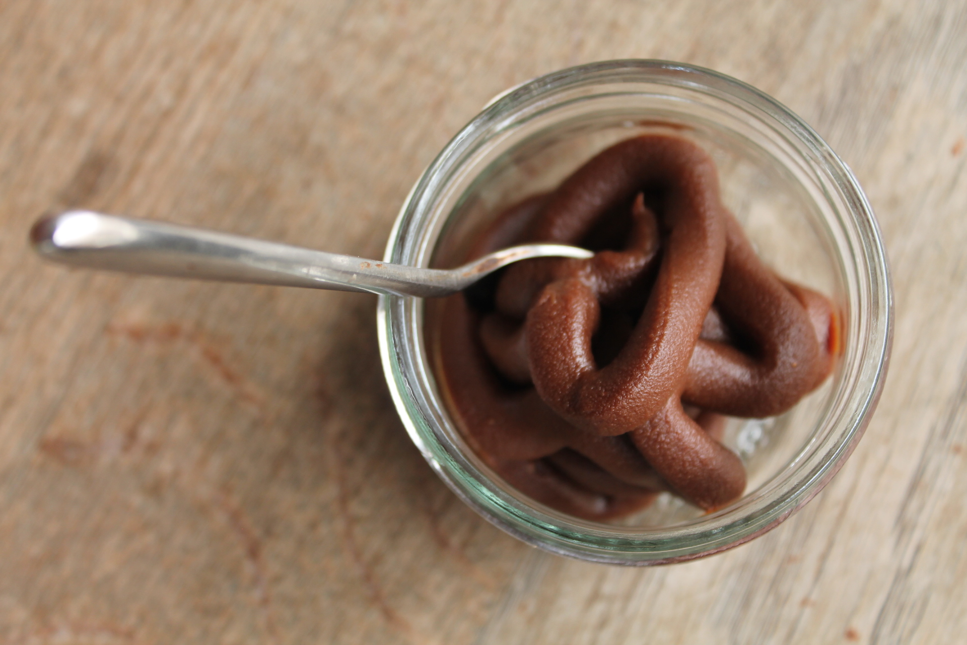 BARRELLE GLACERIE CHOCOLATERIE – Tube à tartiner caramel coulant au chocolat tortillon