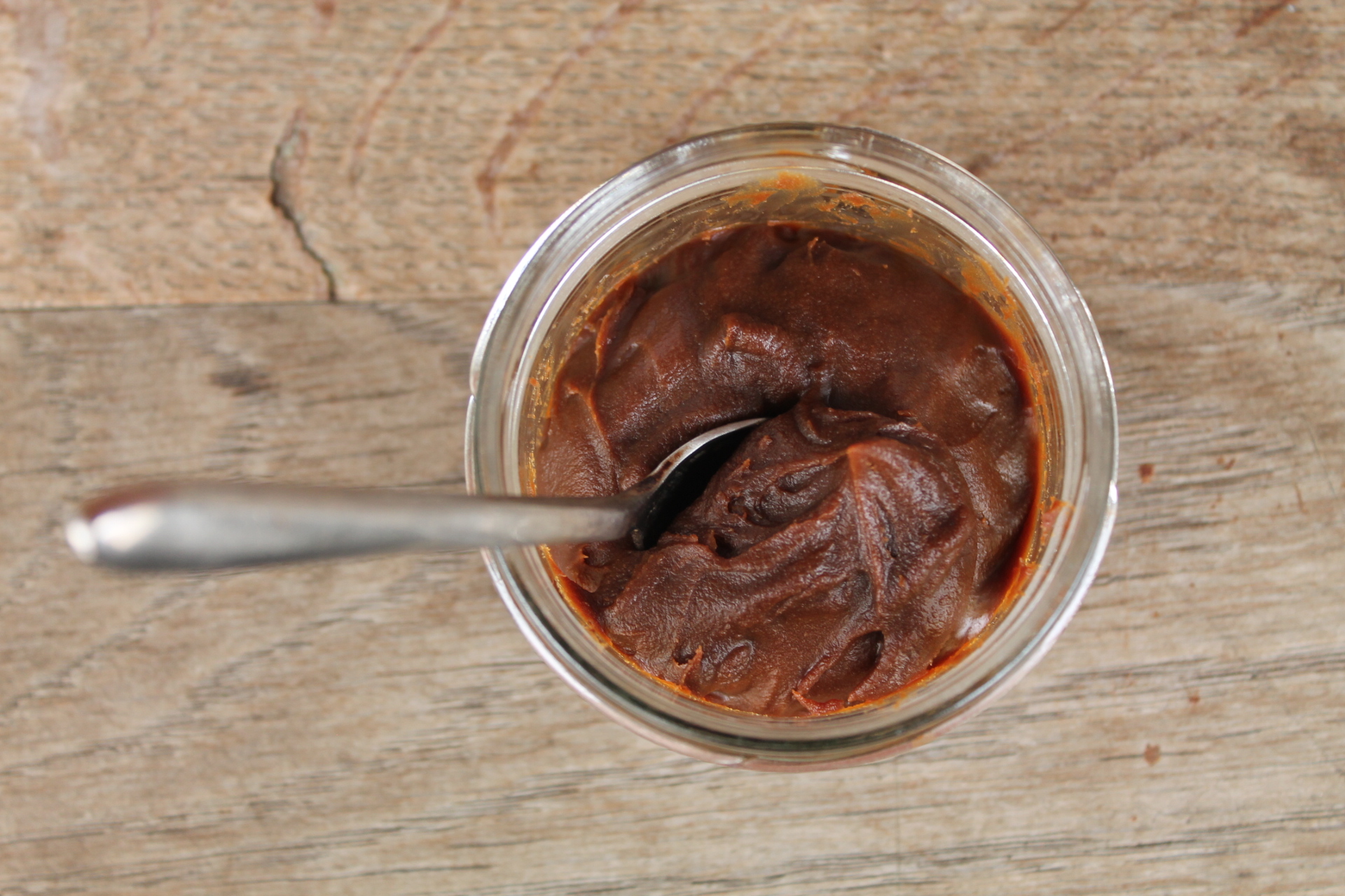 BARRELLE GLACERIE CHOCOLATERIE – Tube à tartiner caramel coulant au chocolat lissé