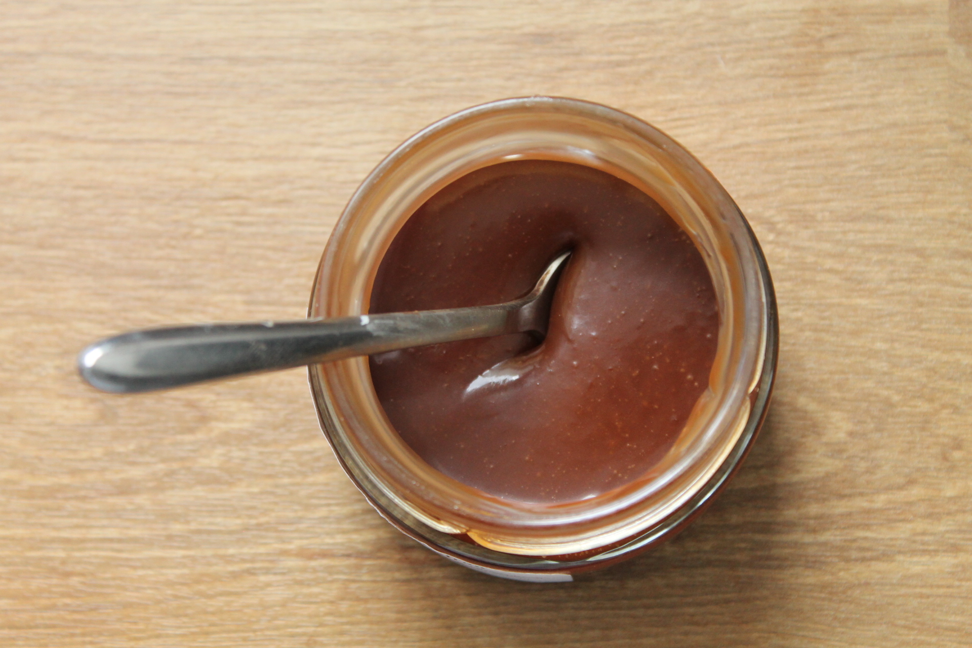 CASTAN CHOCOLATIER - Pâte Caramel Citron-Safran texture 