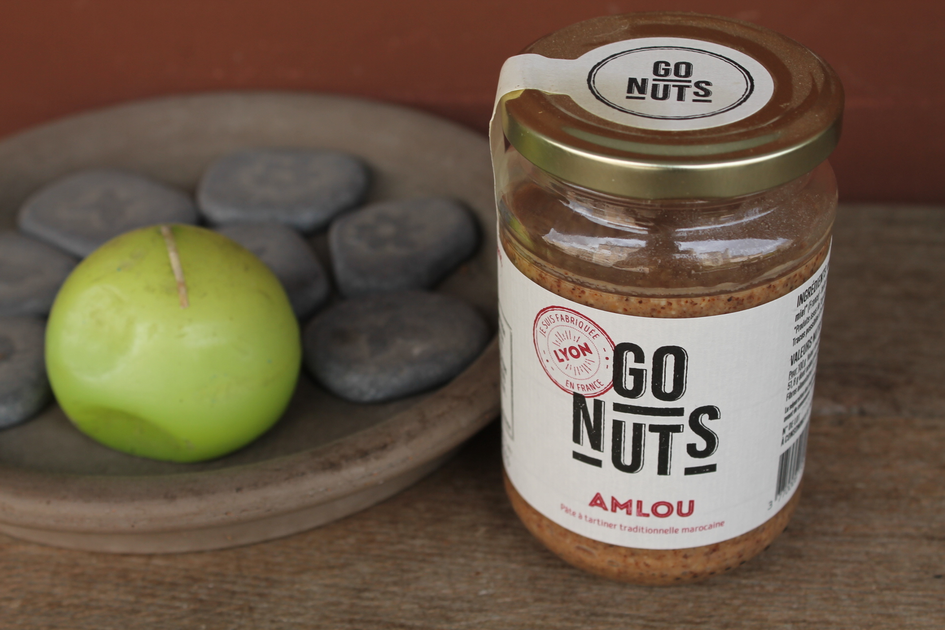 GO NUTS - Amlou 