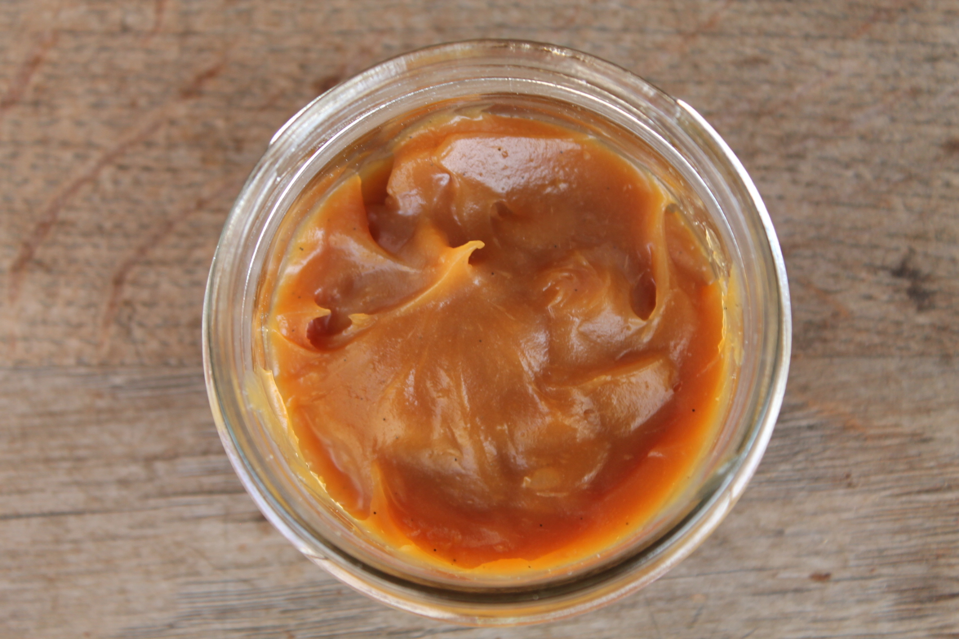 BARRELLE CHOCOLATS - Tube caramel coulant beurre salé texture 1