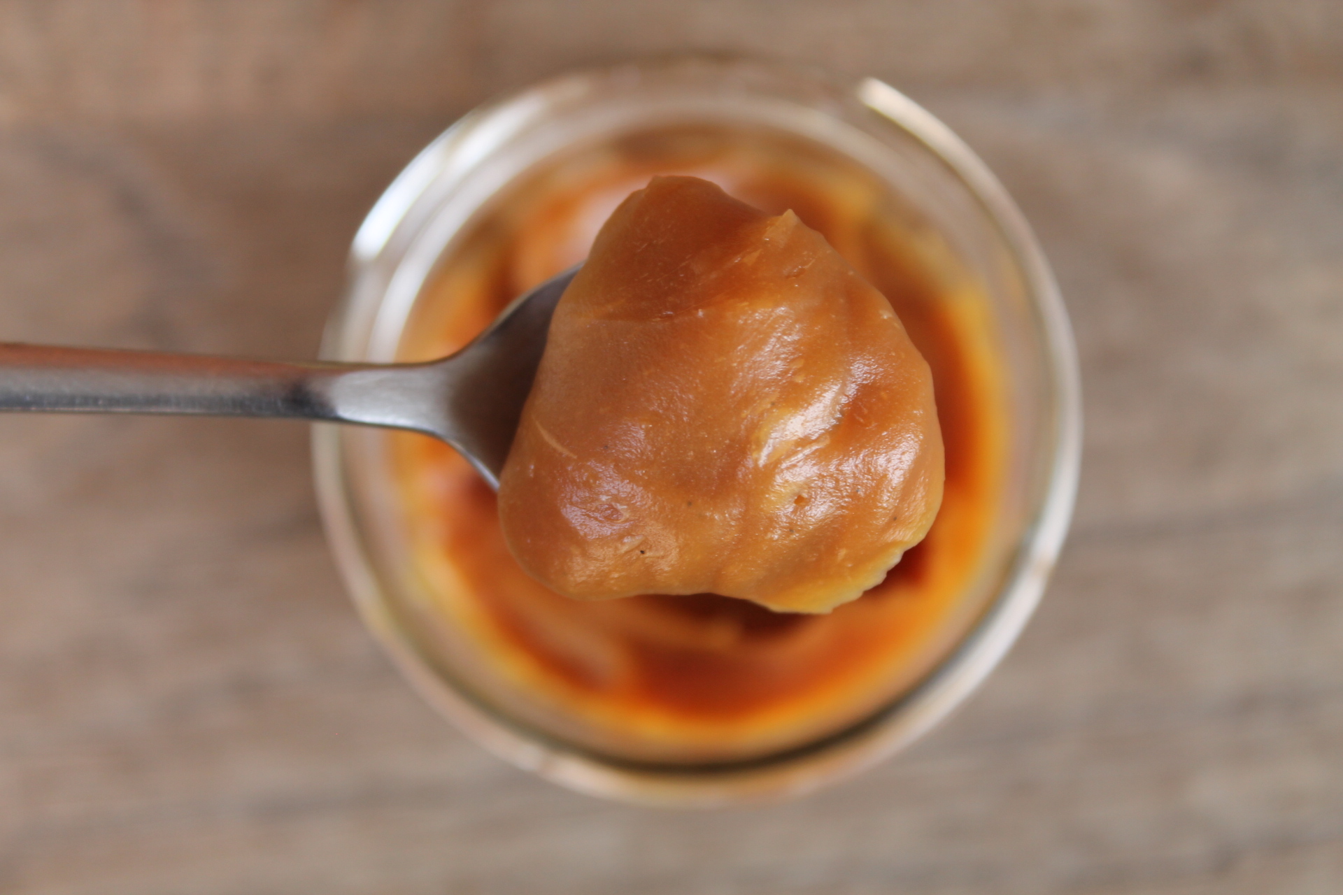 BARRELLE CHOCOLATS - Tube caramel coulant beurre salé cuillère