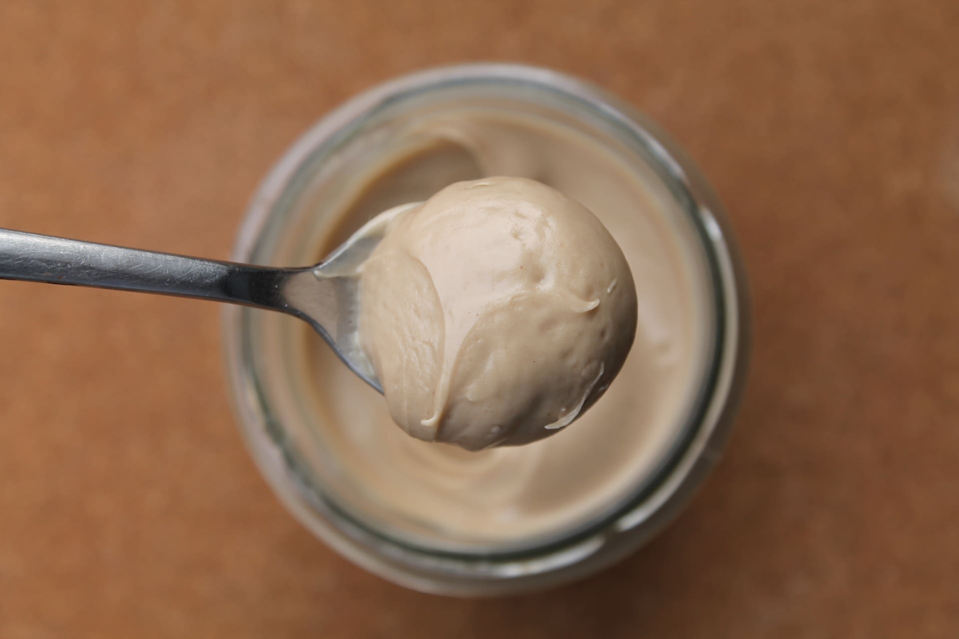 NUCELLINA – Pâte à tartiner Chocolat blanc Noisette Gourmande cuillère 