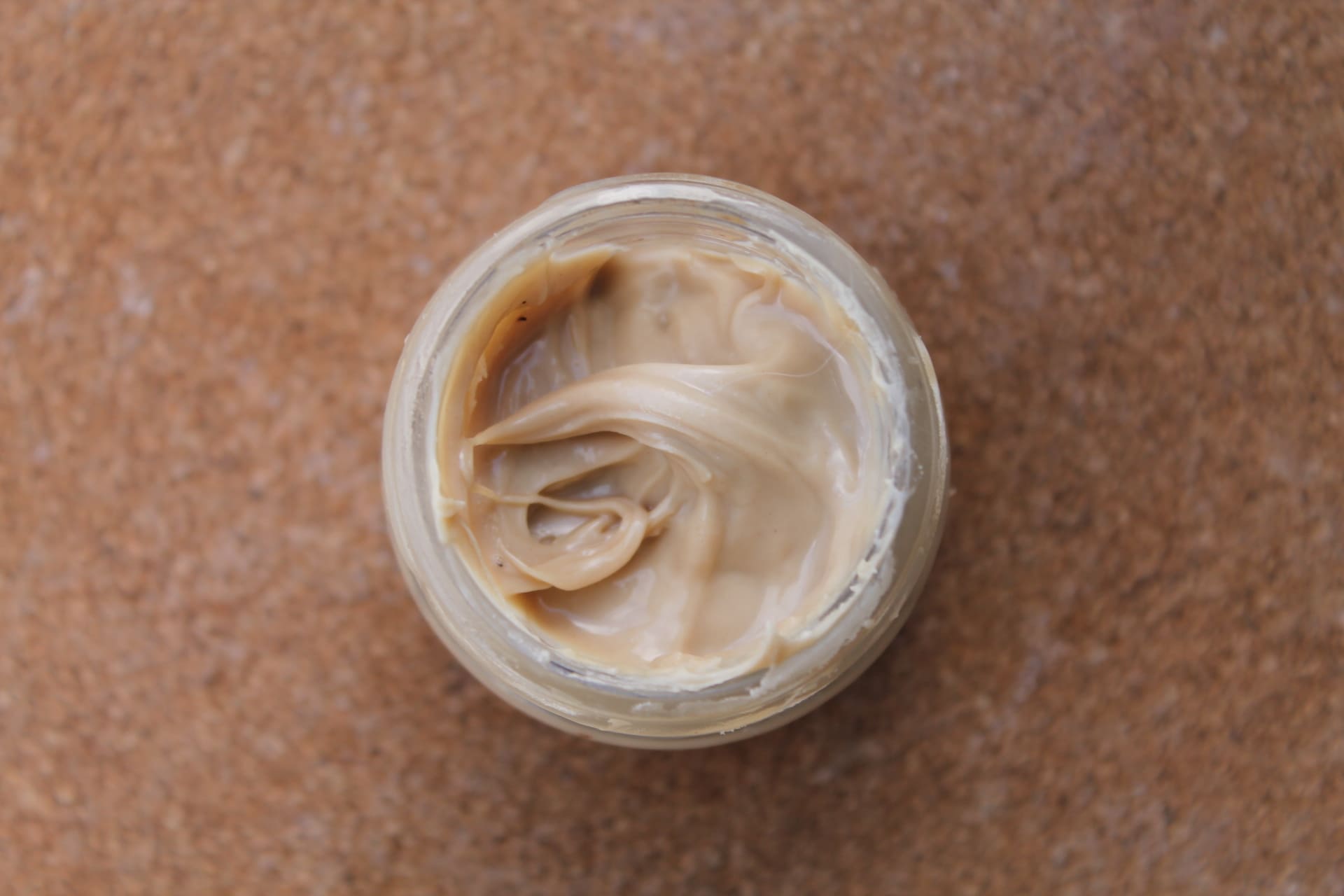 CEBON – EL MORDJENE Crème de noisettes grillées texture  CEBON – EL MORDJENE Crème de noisettes grillées texture