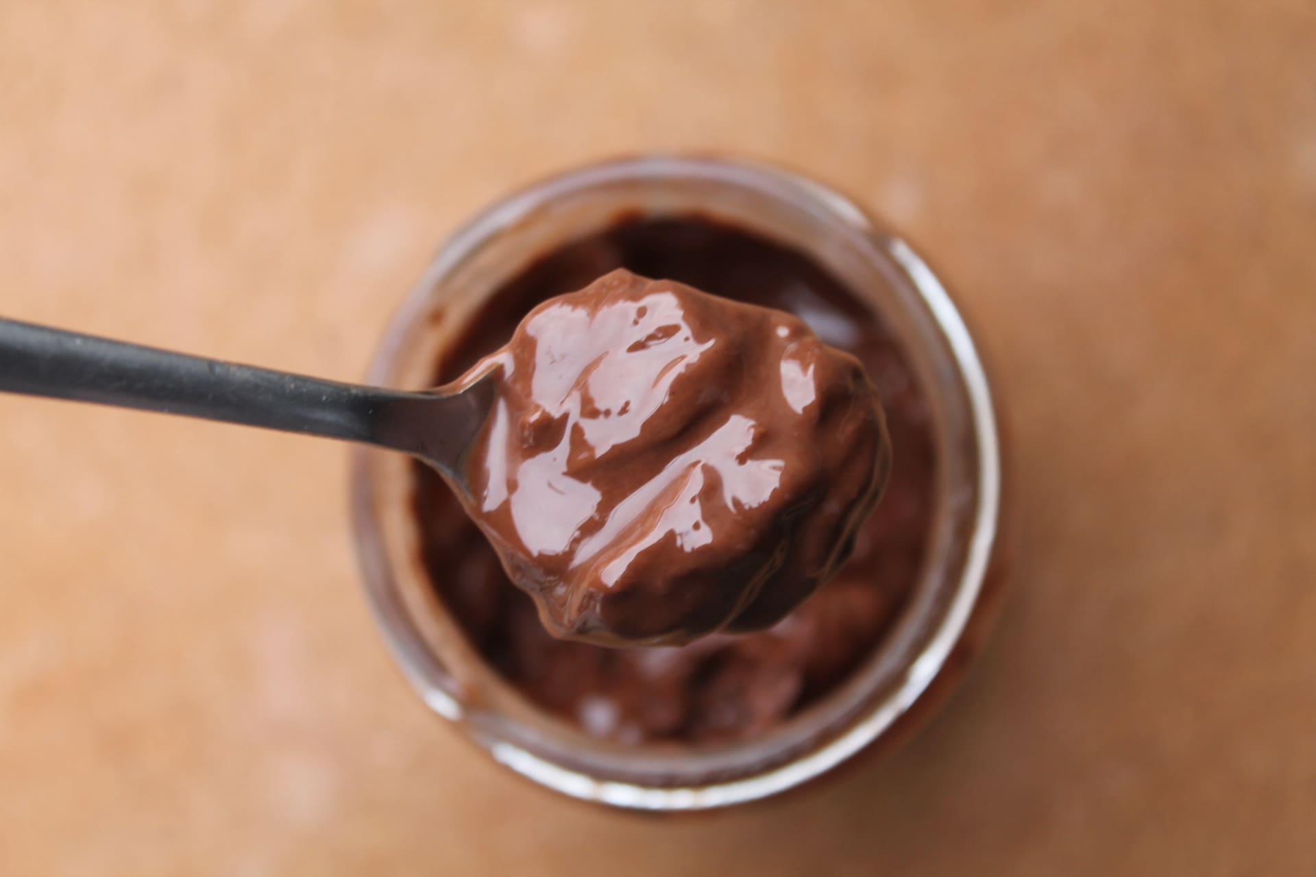 OMIE® – Pâte à tartiner cacao-noisettes cuillère 