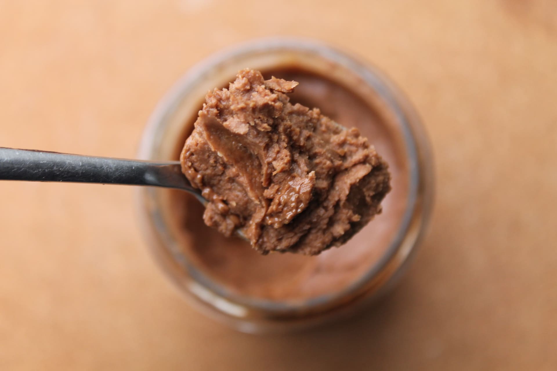 MON CHOCO ARTISAN – Pâte à tartiner Sésame cuillère 