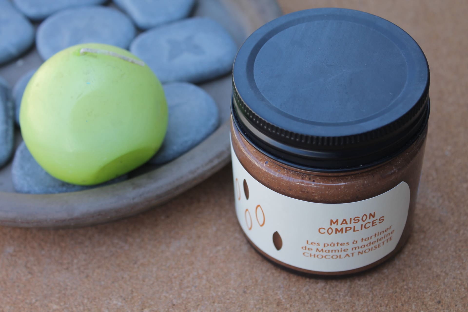 MAISON COMPLICES – Pâte à tartiner de Mamie Madeleine Chocolat-Noisette pot actuel