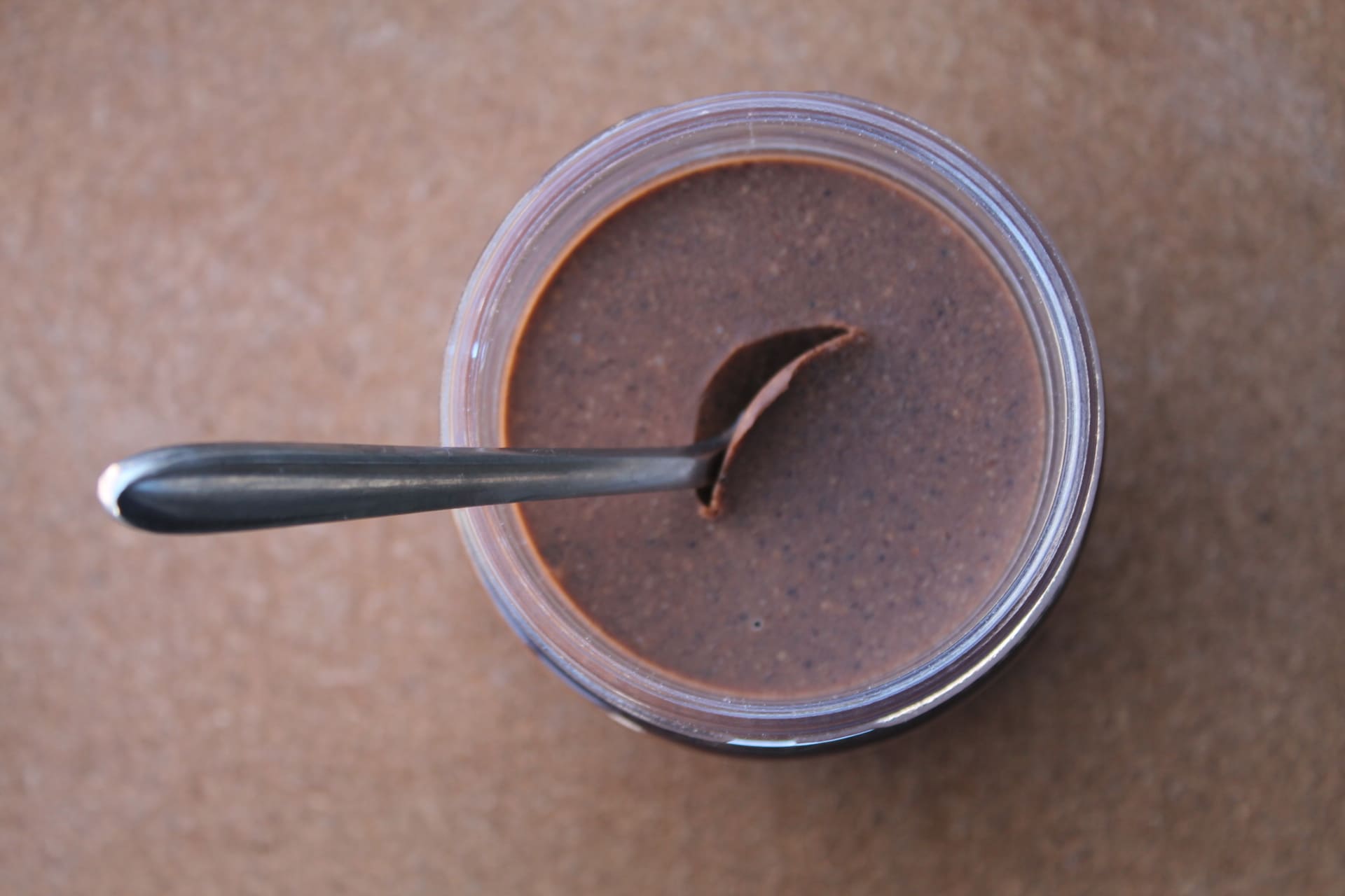 MAISON COMPLICES – Pâte à tartiner de Mamie Madeleine Chocolat-Noisette texture