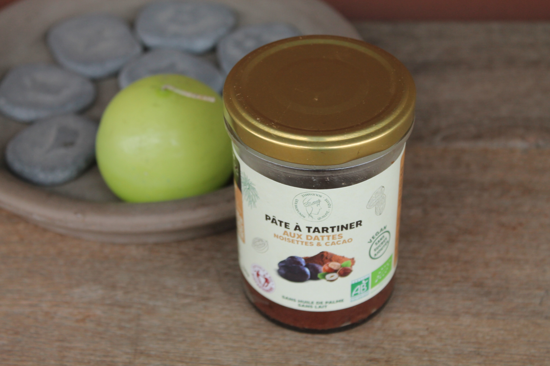 QES - Pâte à tartiner dattes, noisettes et cacao 