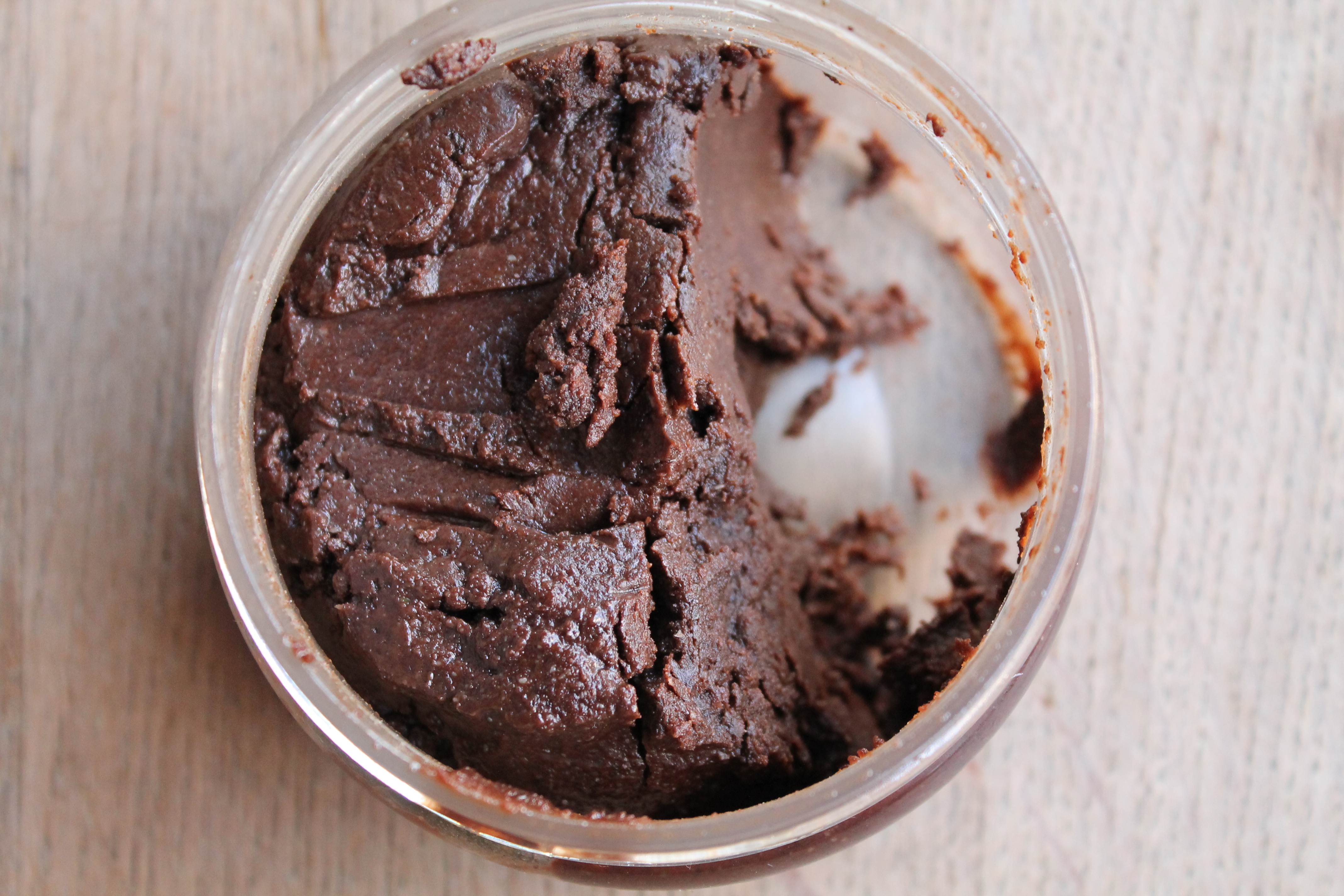 KONOPLEKTIKA - Pâte de cacao et graines de chanvre (Russie)