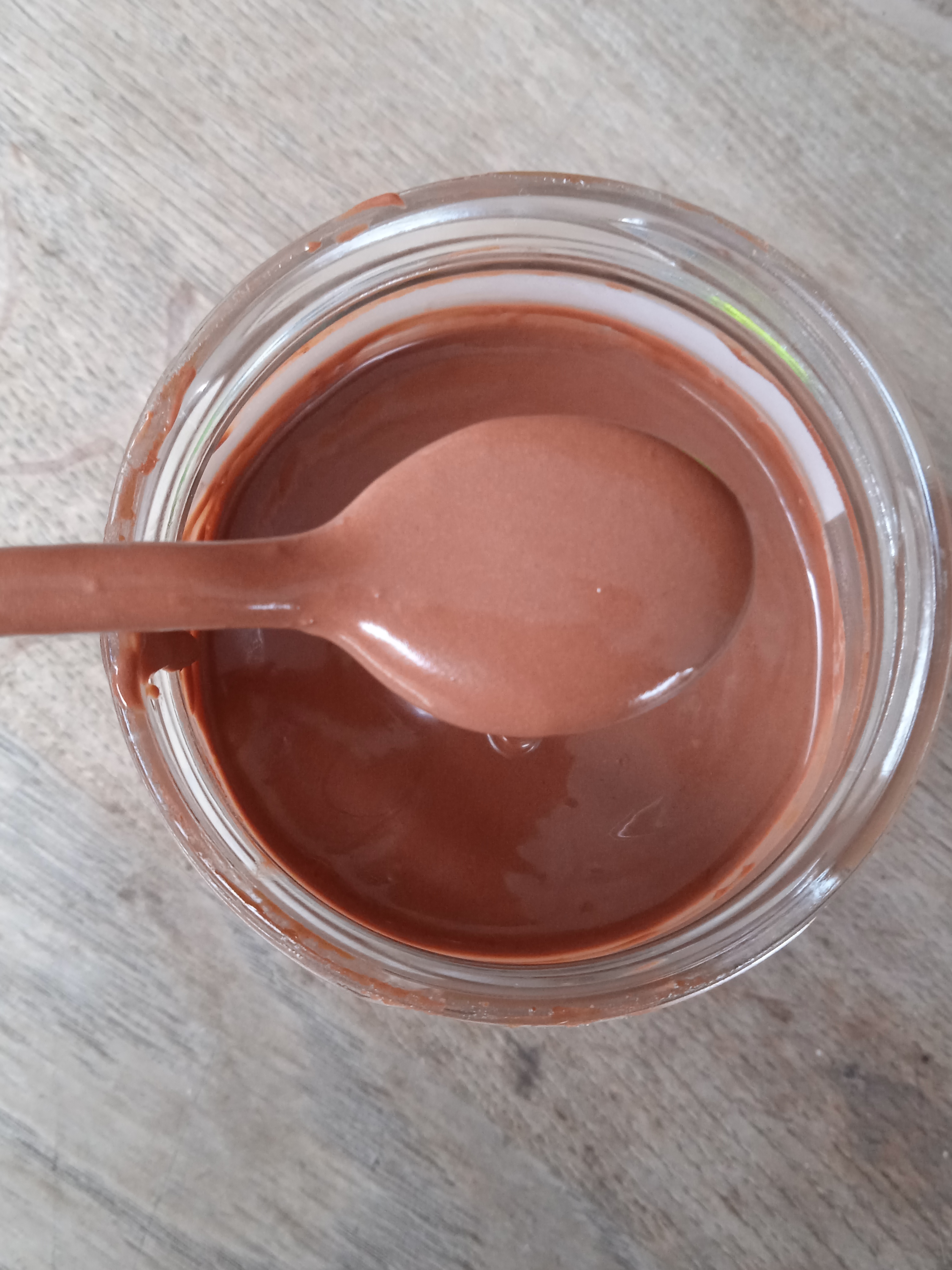ELIBIO – Pâte à tartiner noisette et cacao cuillère