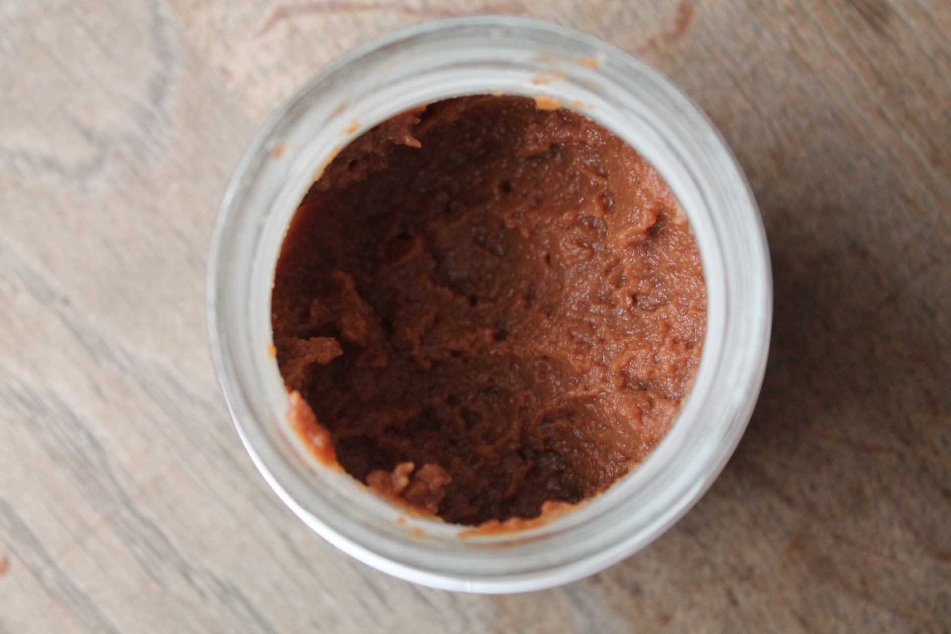 JUAN ARBELAEZ CONFITURE PARISIENNE - KINKY CHOCOLATE texture 