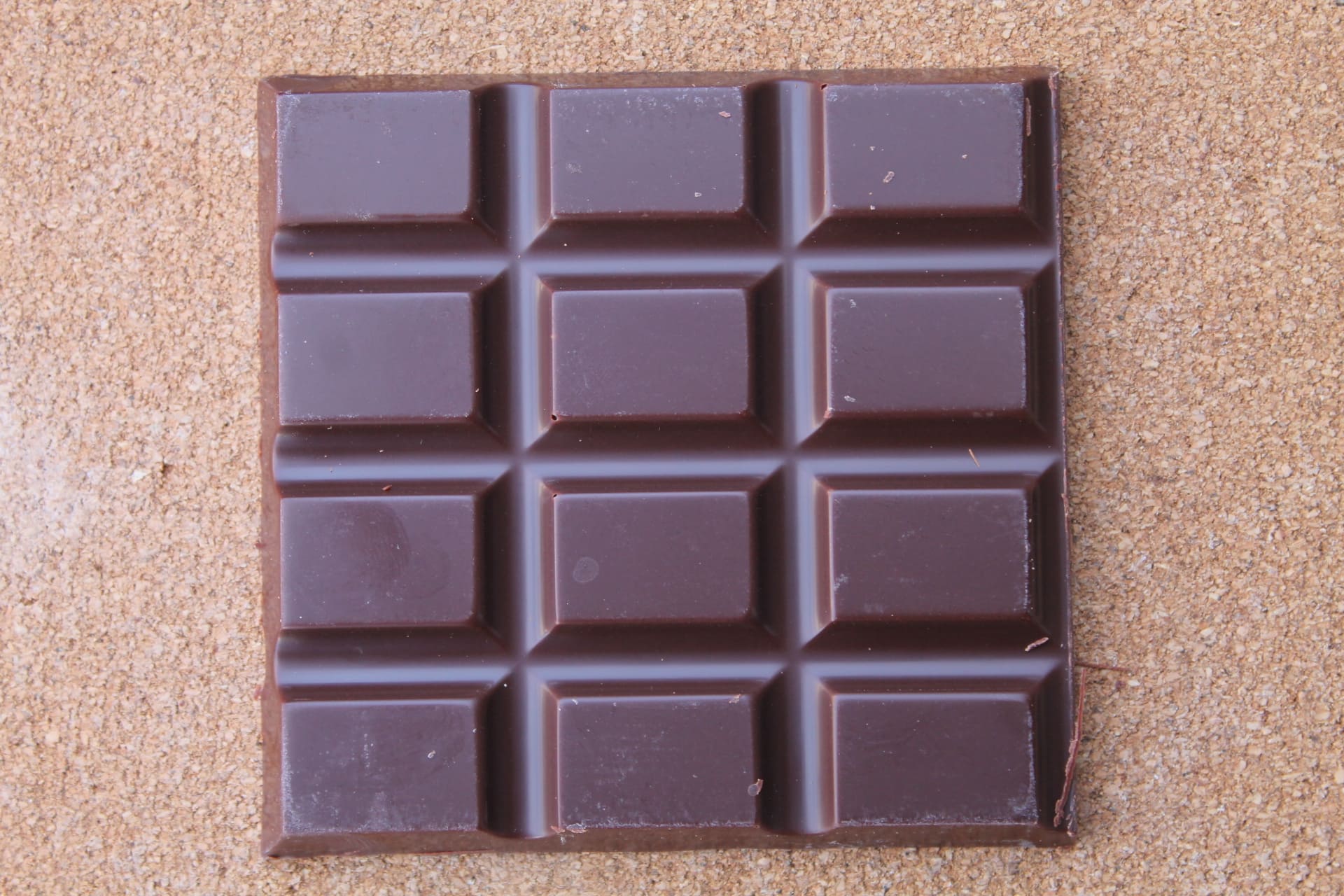 TIBITÓ CHOCOLATE – Tablette 70 % Origine Tumaco aspect