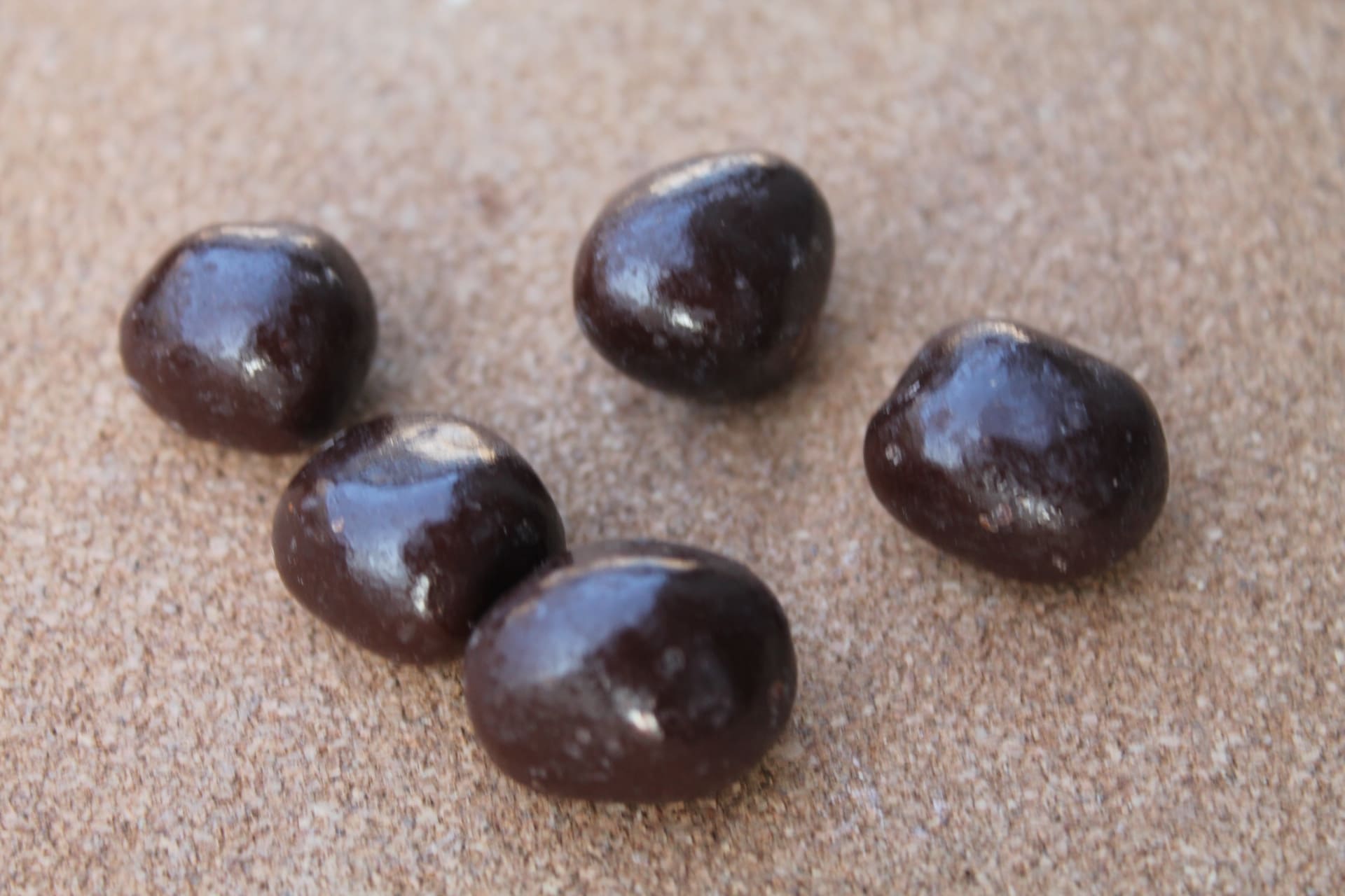BILLES DE CHOC – Billes noisettes noir exemple 