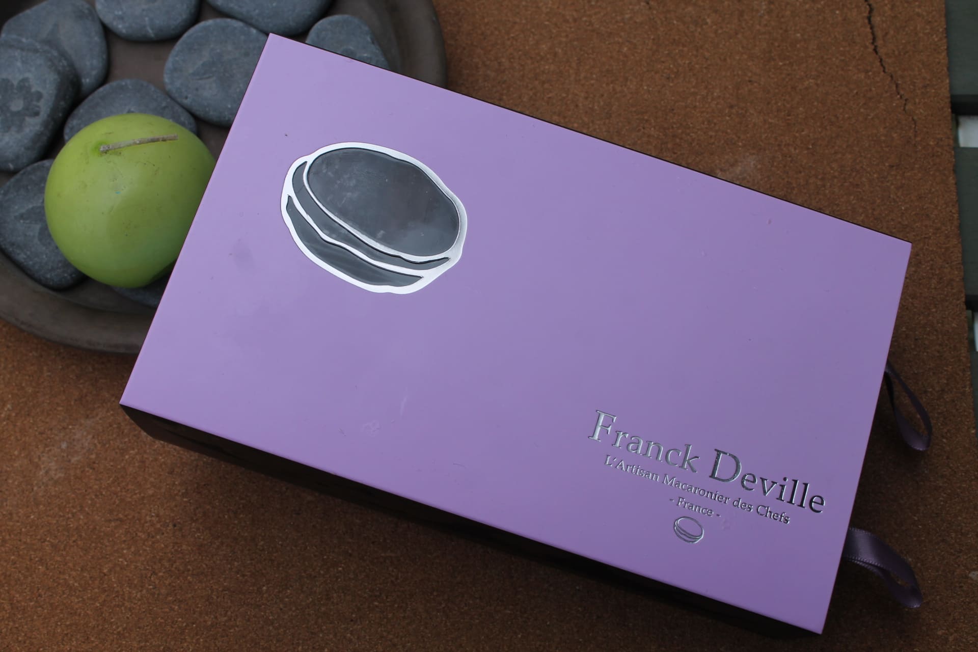 FRANCK DEVILLE – Coffret 12 Macarons sucrés