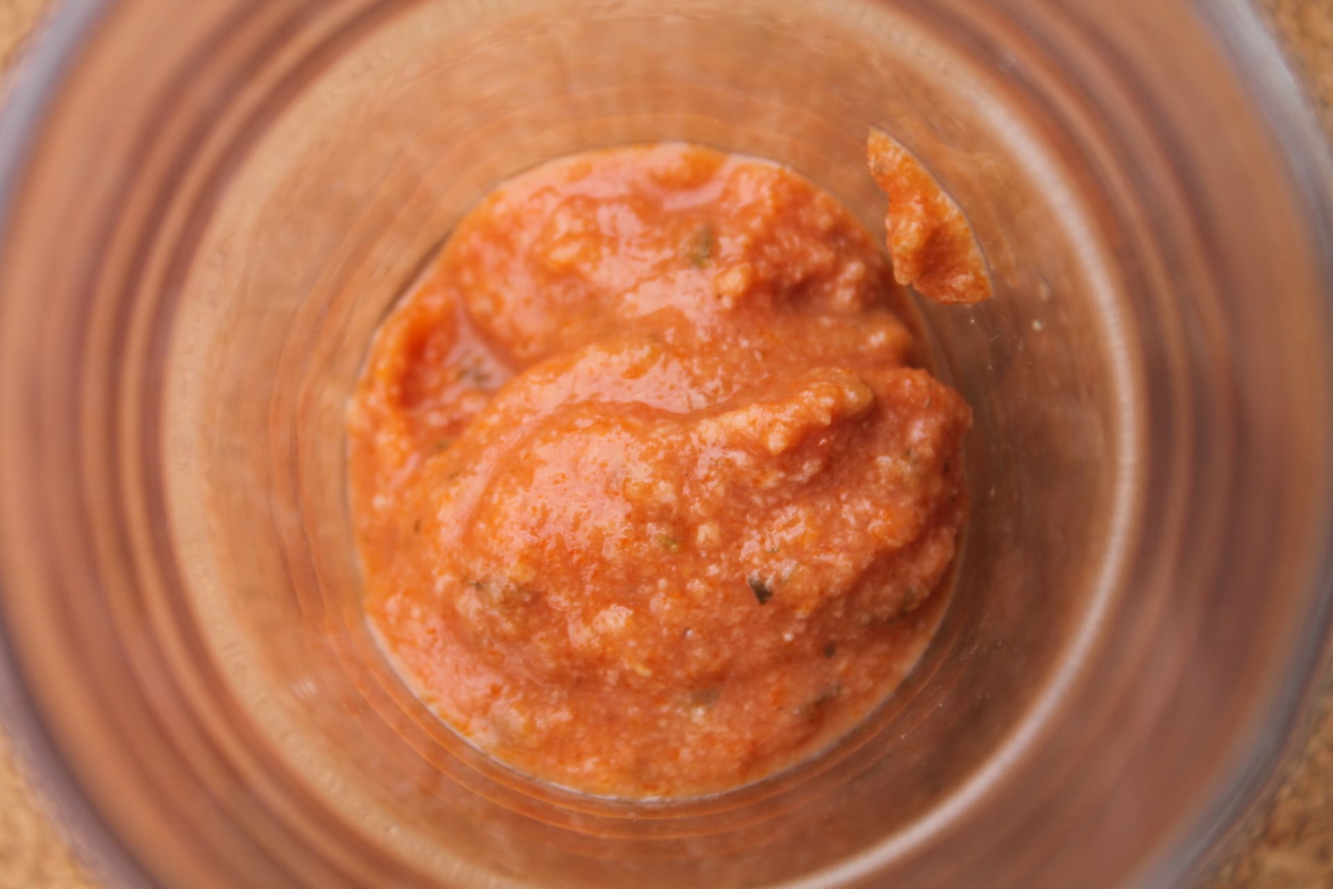 MAISON GIRAUDET – Gaspacho Tomates, Mozzarella, Basilic texture 