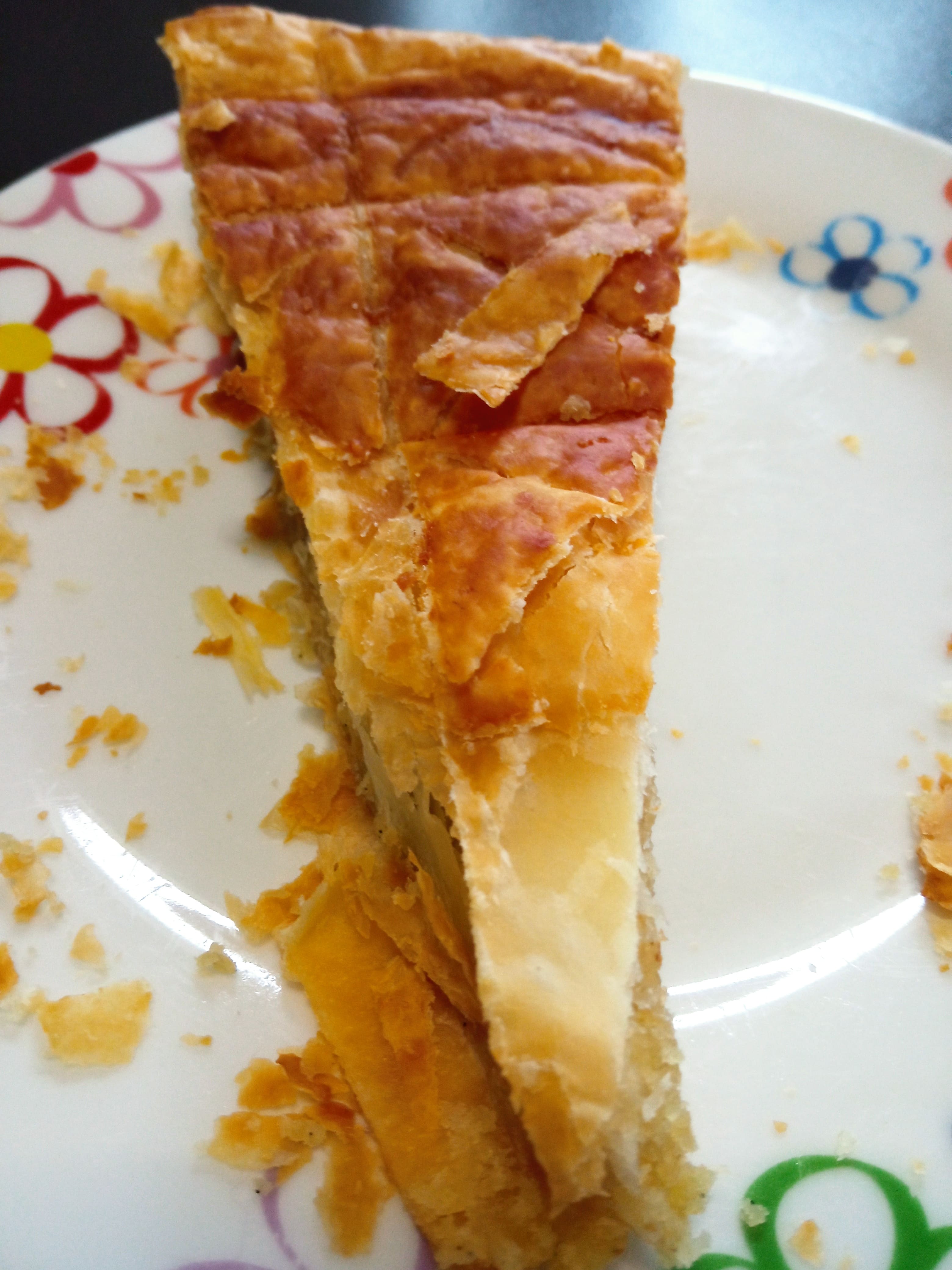 LES RECETTES DE CECILE– Part de galette des rois végétale aspect 