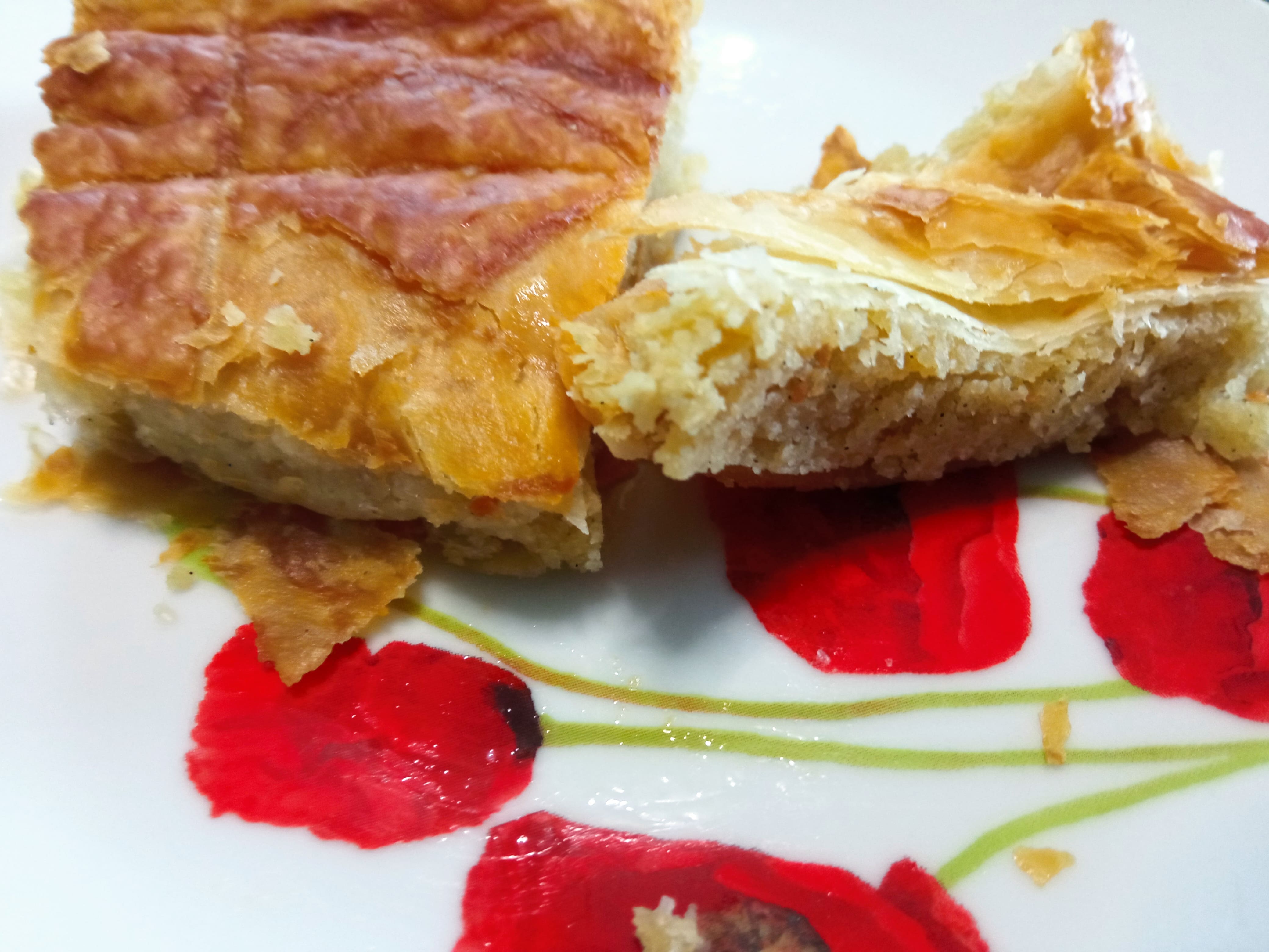 LES RECETTES DE CECILE– Part de galette des rois végétale détails 