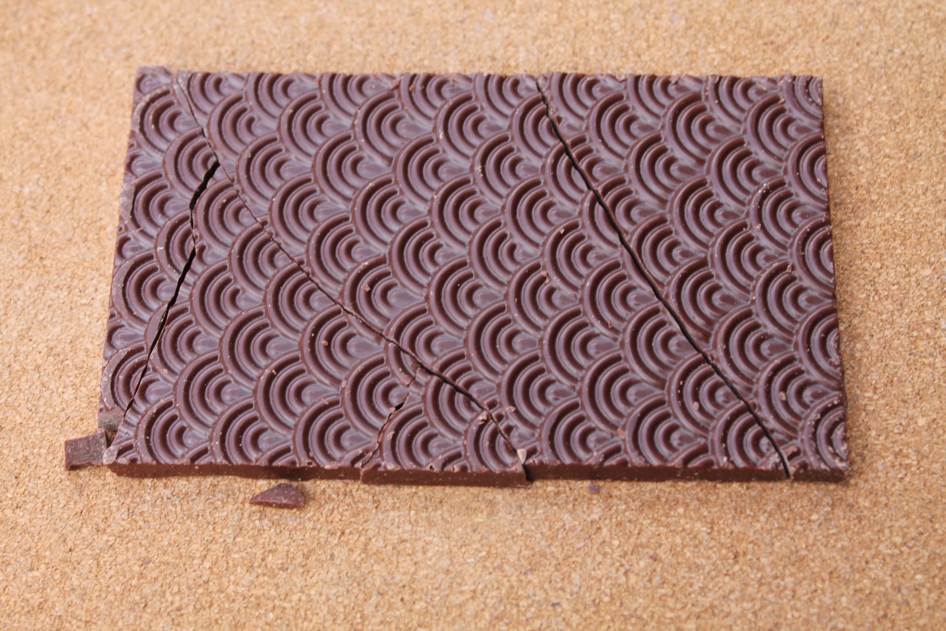 LA BRIGADERIE DE PARIS - Chocolat au lait 55 % Tomé Açu aspect 