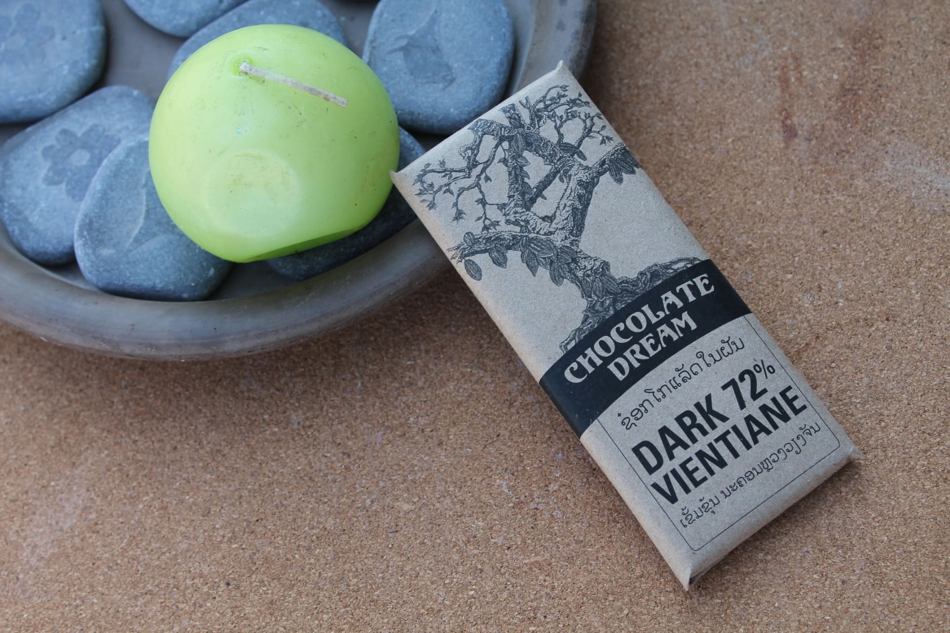 A CHOCOLATE DREAM BY MICKAEL – Tablette Dark 72 % Ventiane