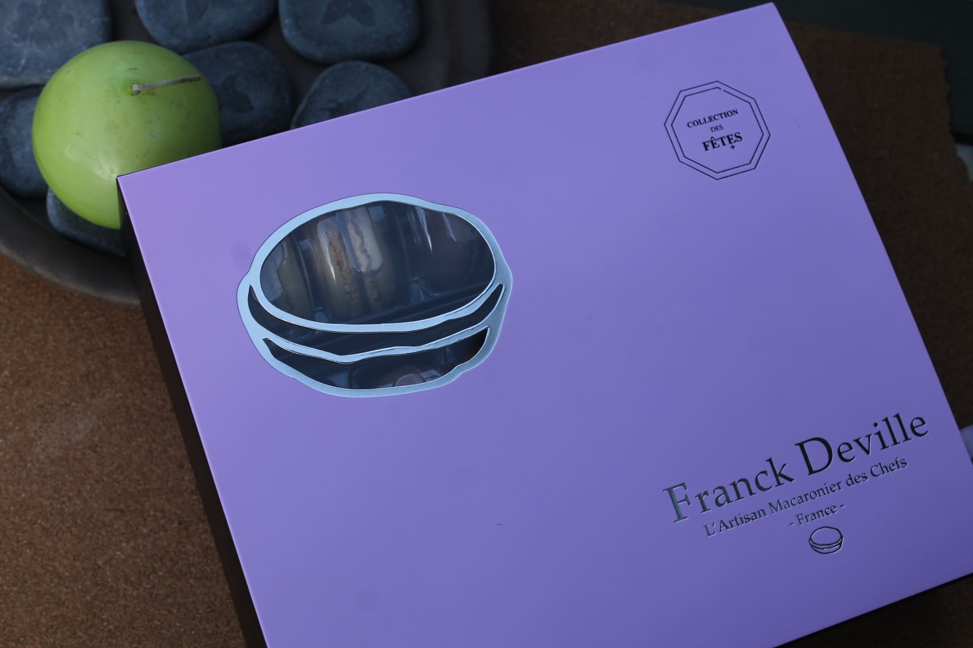 FRANCK DEVILLE – Coffret 18 Macarons Salés/Sucrés