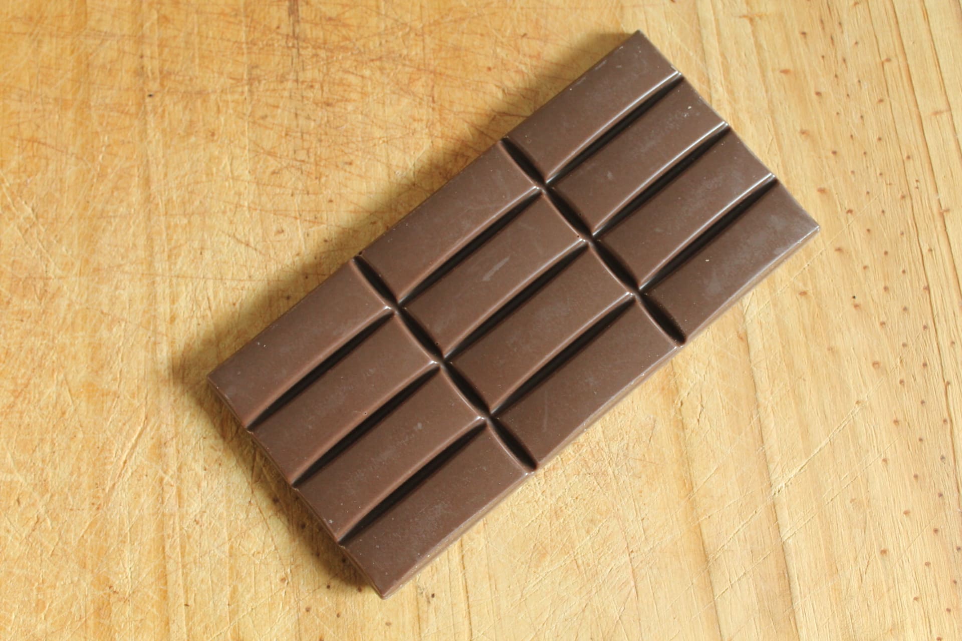 CHOCOLATERIE ABTEY – Tablette en Choviva Lait aspect 