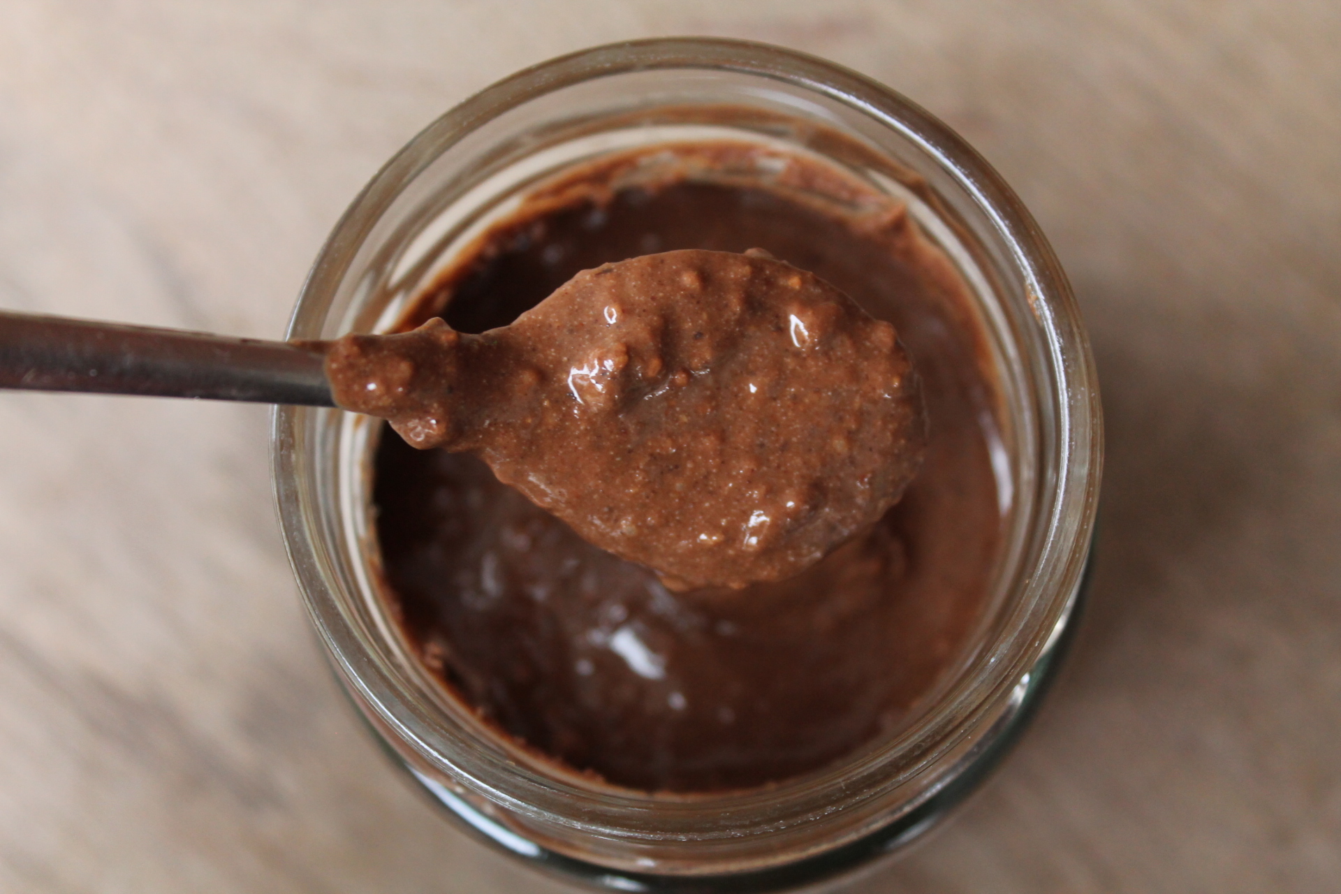 RODY Chocolatier - Pâte à tartiner chocolat au lait & noisette cuillère