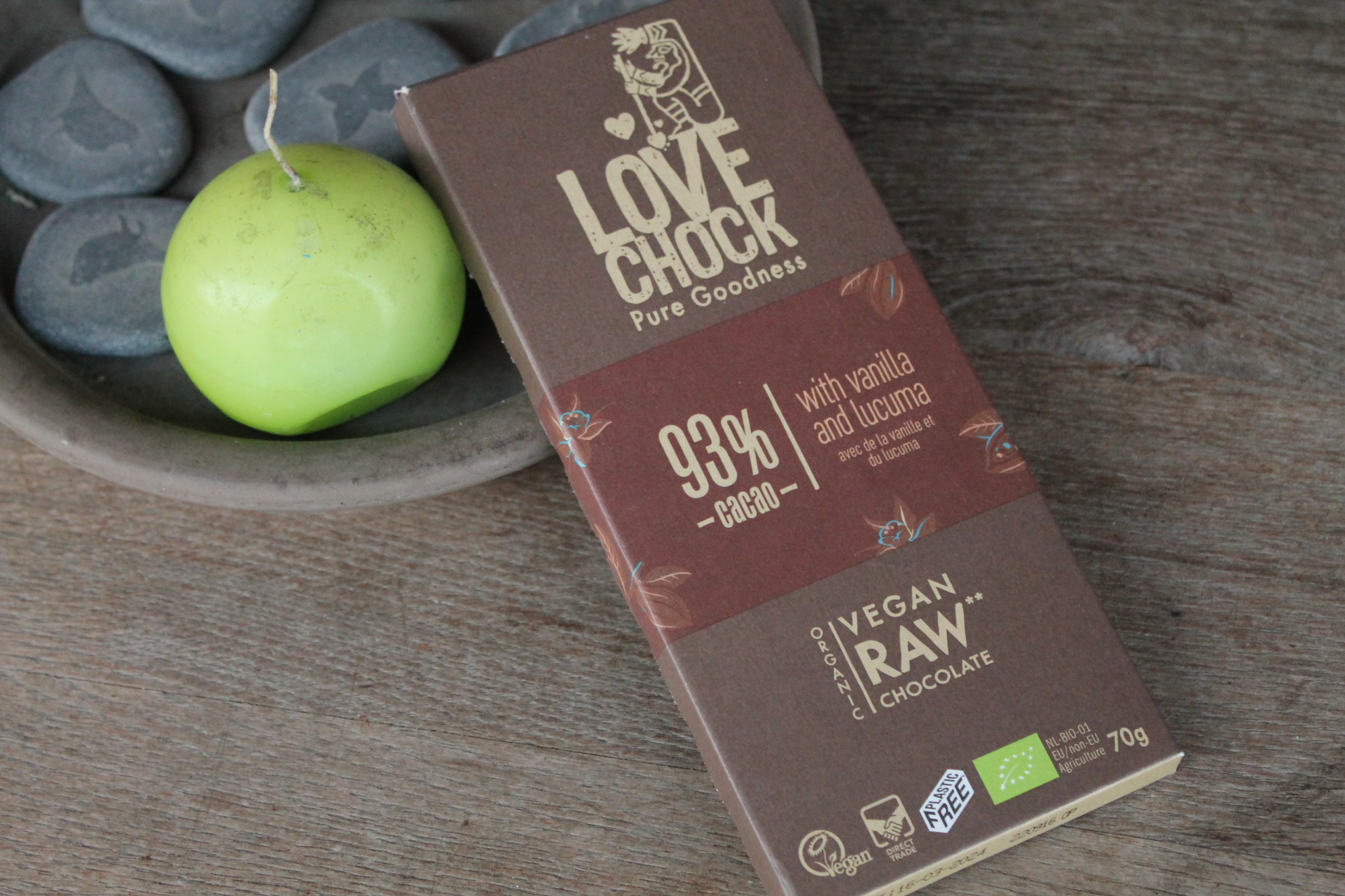 LOVECHOCK – 93 % cacao avec de la vanille et du lucuma 