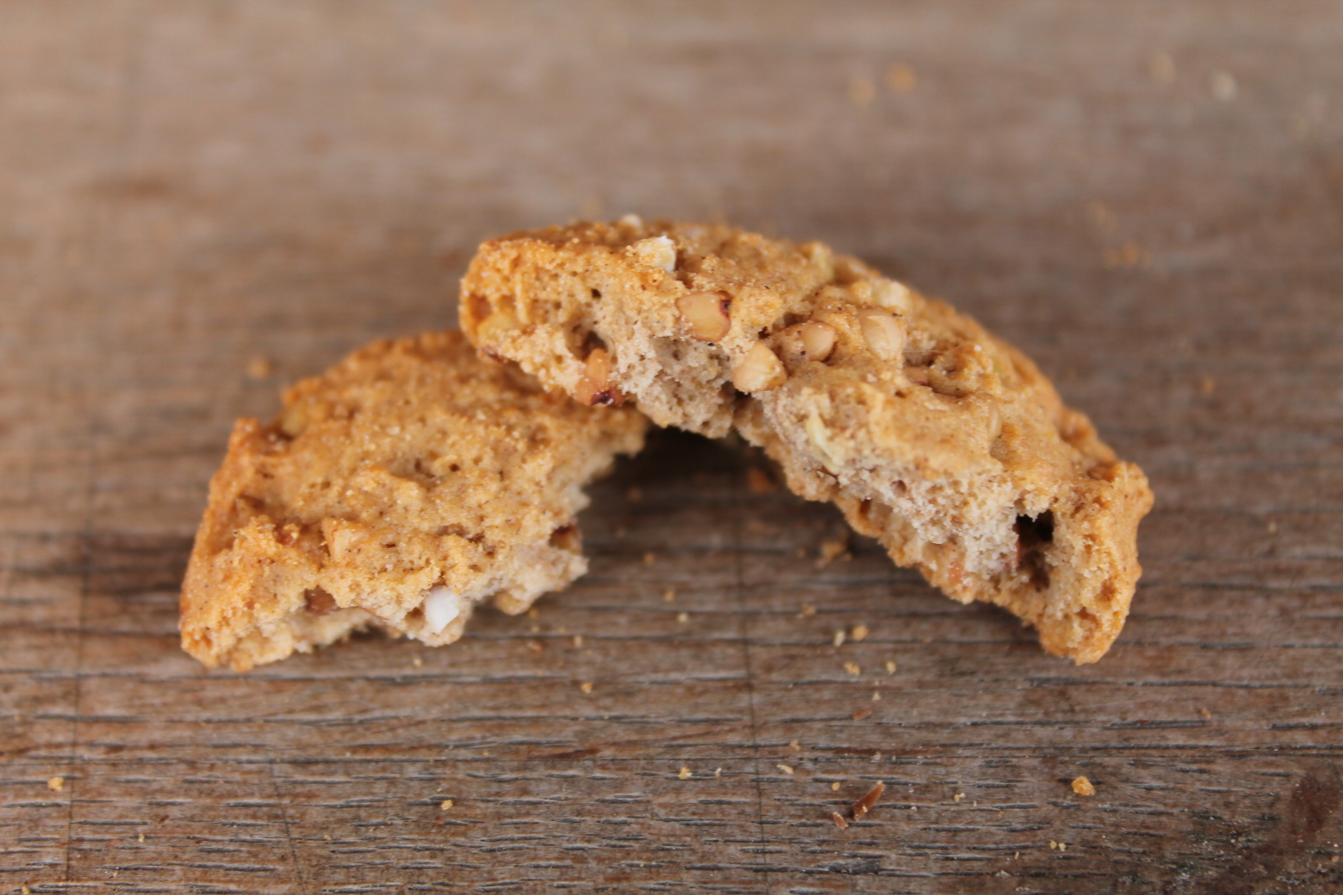 KIGNON – Biscuits aux pains et au sarrasin détail