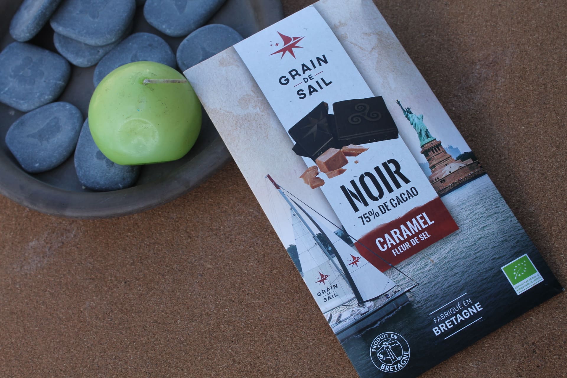 GRAIN DE SAIL  - Tablette Noir 75 % de cacao Caramel Fleur de sel