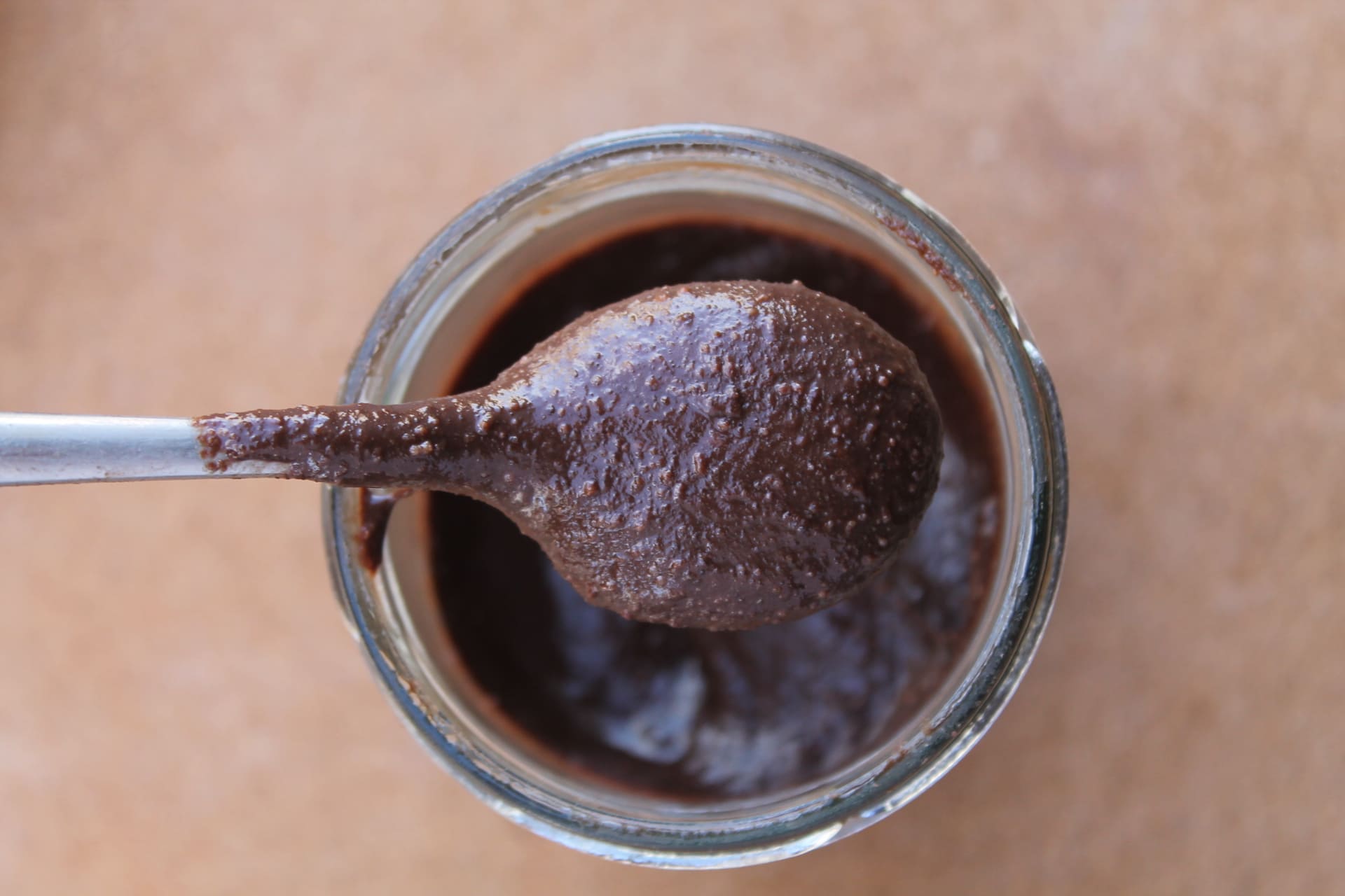 LES GOURMANDISES DE LUCCO – Pâte à tartiner aux noisettes texture 