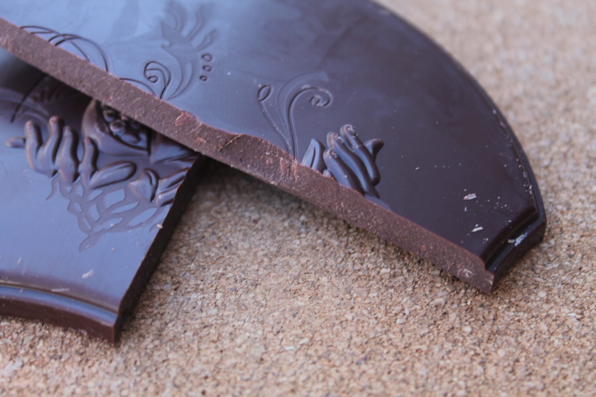 SONGES & CACAO – Tablette Chocolat Noir Cru 75 %Pérou morceau 