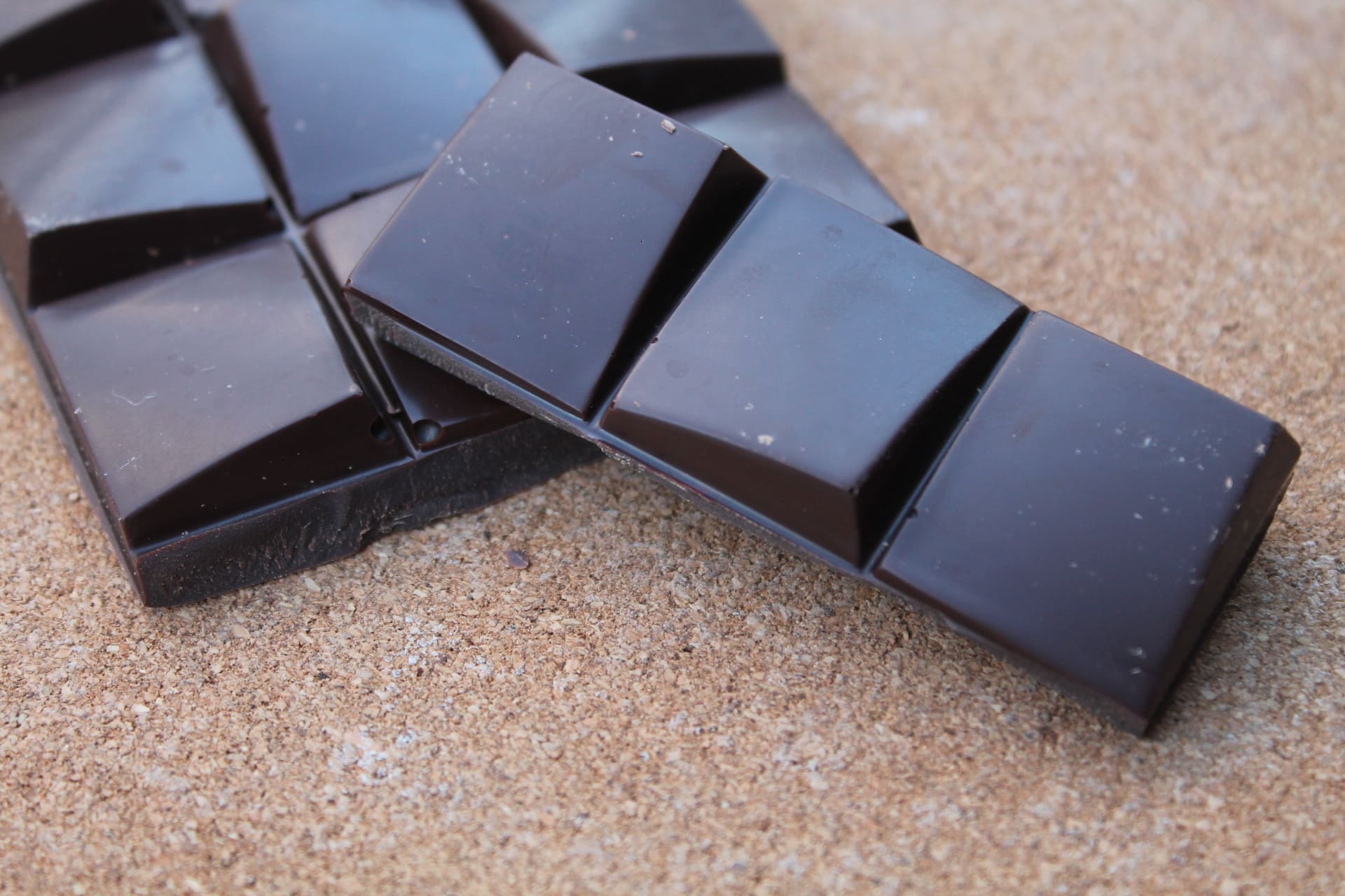 CHOCOLATERIE OCCITANE – Tablette Chocolat Noir 80 % Grand Cru Bio Ouganda détail 